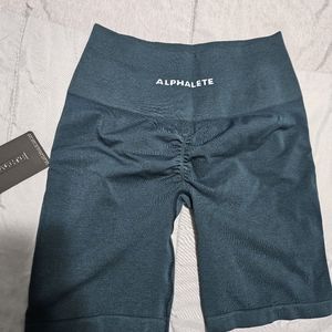 Alphalete AMPLIFY SHORT 6.5”